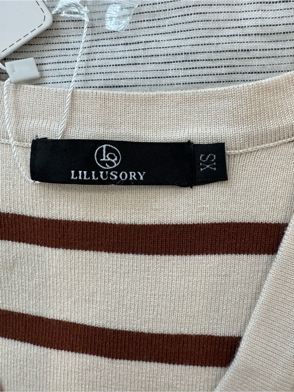 Sleeveless Beige and Brown Striped Button-Front Knit Vest - Picture 3 of 4